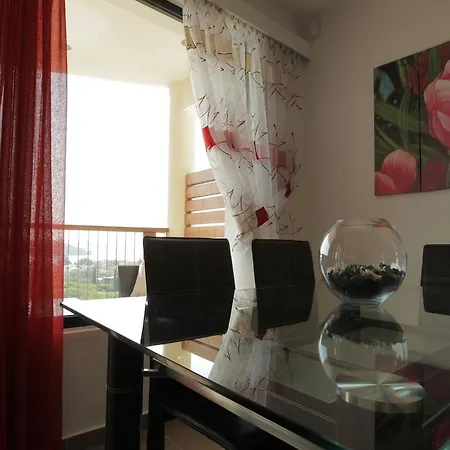 Princes ' Islands Luxury Residences Дом отдыха Нидри