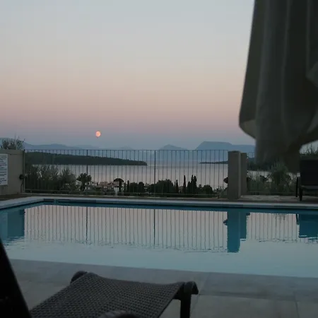 Дом отдыха Princes ' Islands Luxury Residences Нидри