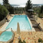 Princes ' Islands Luxury Residences Semesterbostad Nidhrion
